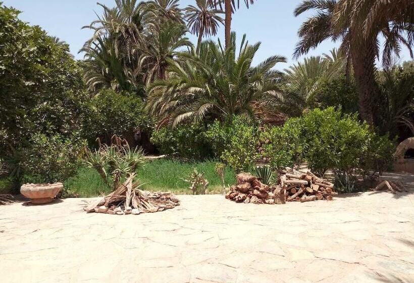 تختخواب و صبحانه Maison Nomades