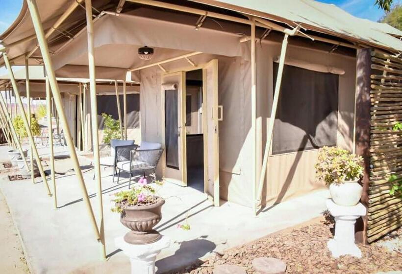 Frontier River Resort