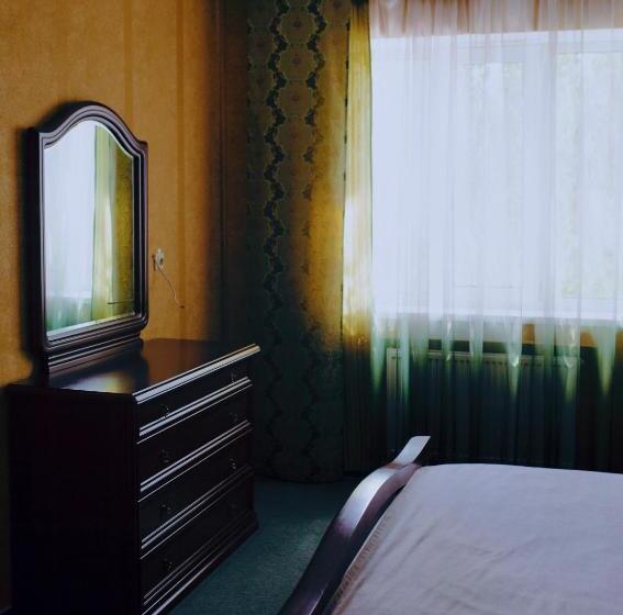 Grebenky Motel