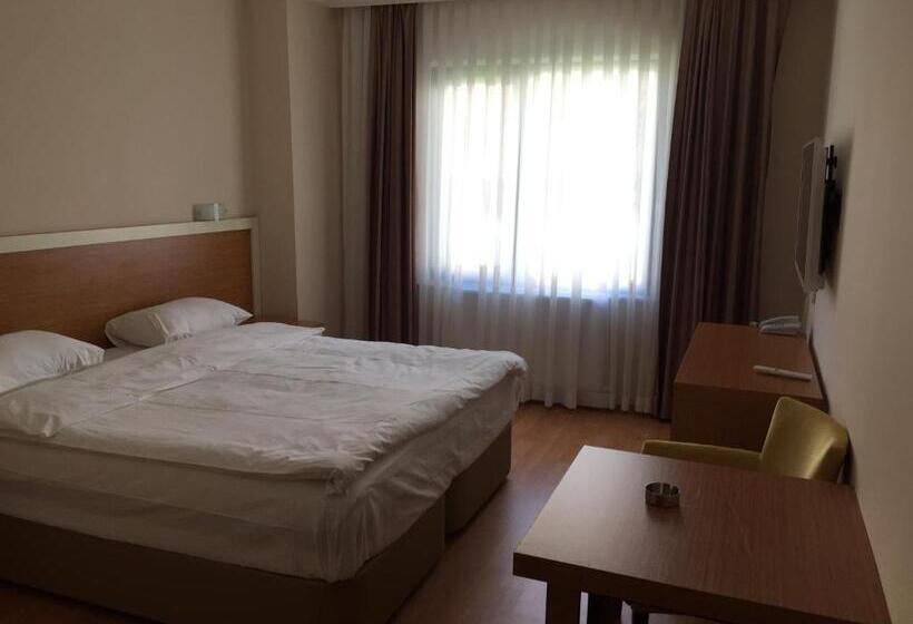 هتل Emsa Palace