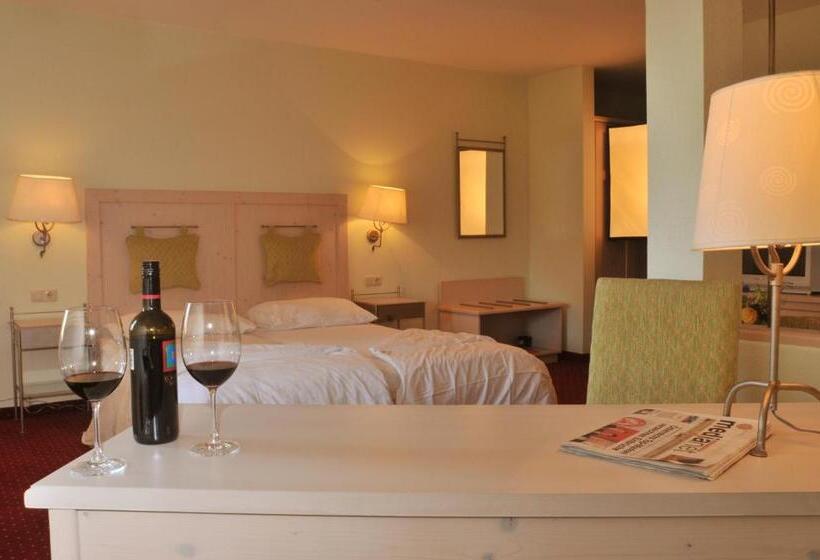 ホテル Gasthof Beim Böckhiasl