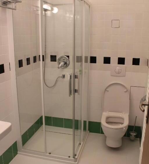 בית מלון כפרי U Parku