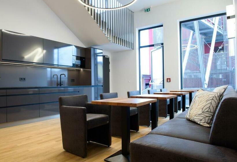 ホテル Wallern Garni