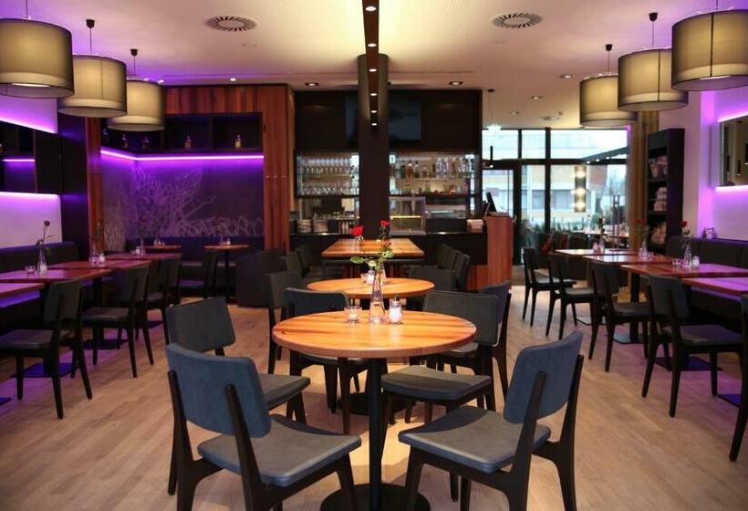 ホテル Wallern Garni