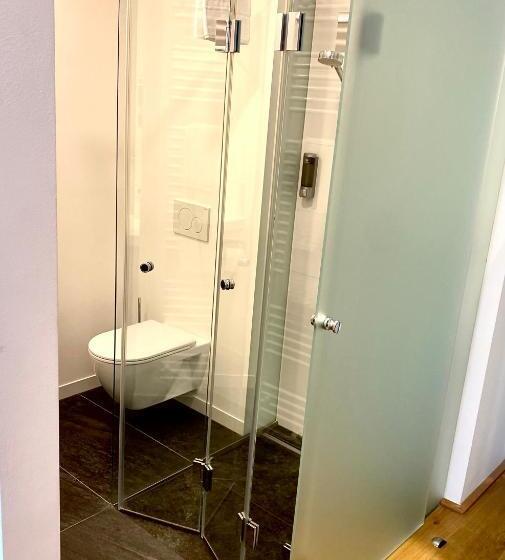 ホテル Wallern Garni