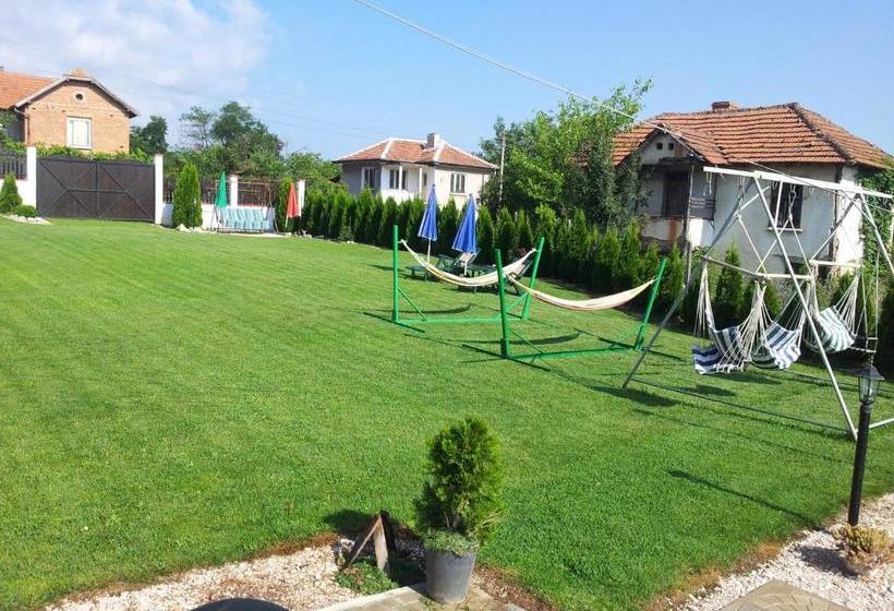 پانسیون Guest House Relax