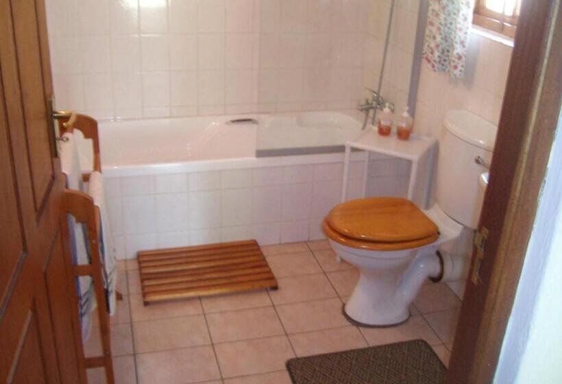 펜션 Oaktree Lodge Guest House