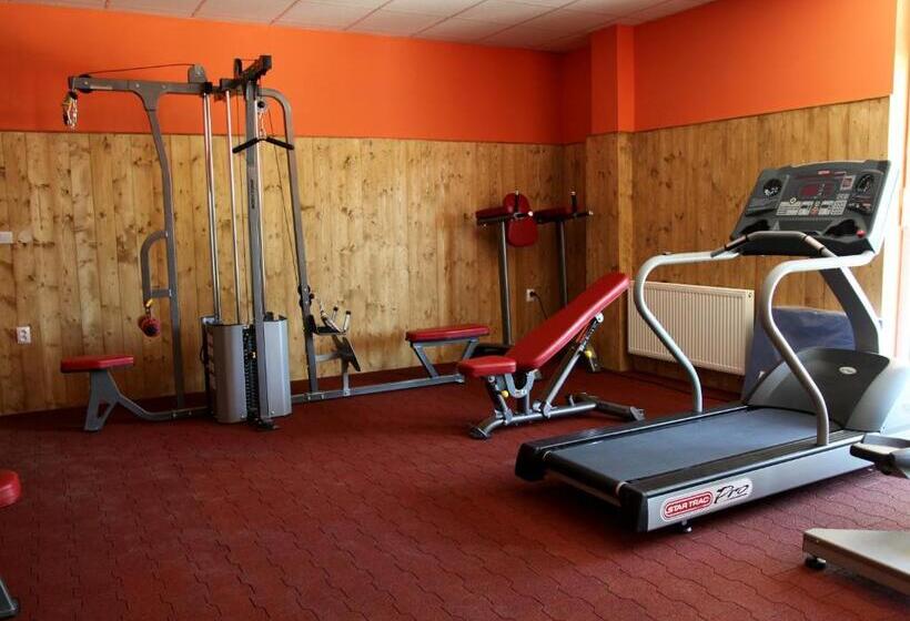 منتجع Mlyn Penzion & Wellness