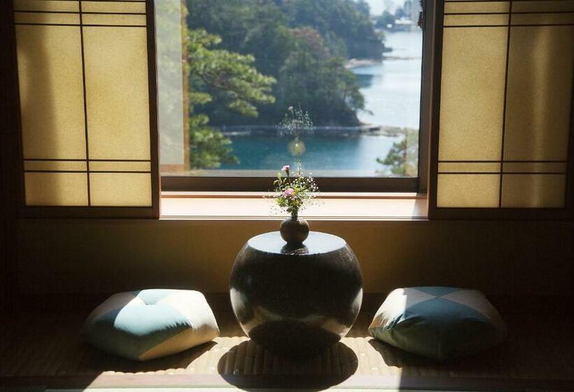 ريوكان Noto Hyakurakusou