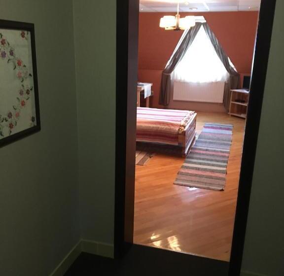 ユースホステル Svitlytsia