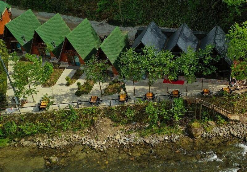 住宿加早餐  Tanura Bungalows