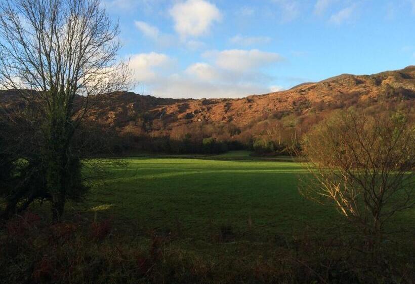 مبيت وإفطار The Glen Farmhouse