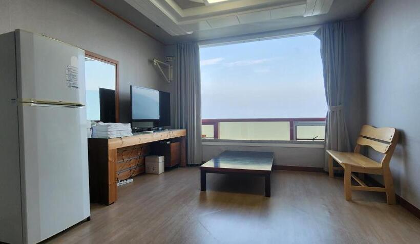 酒店 Namhae Beach
