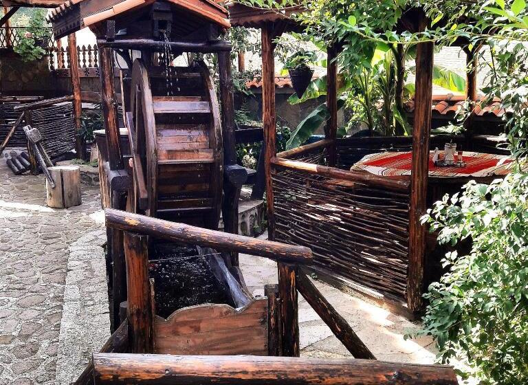 בית מלון כפרי Popsokol House