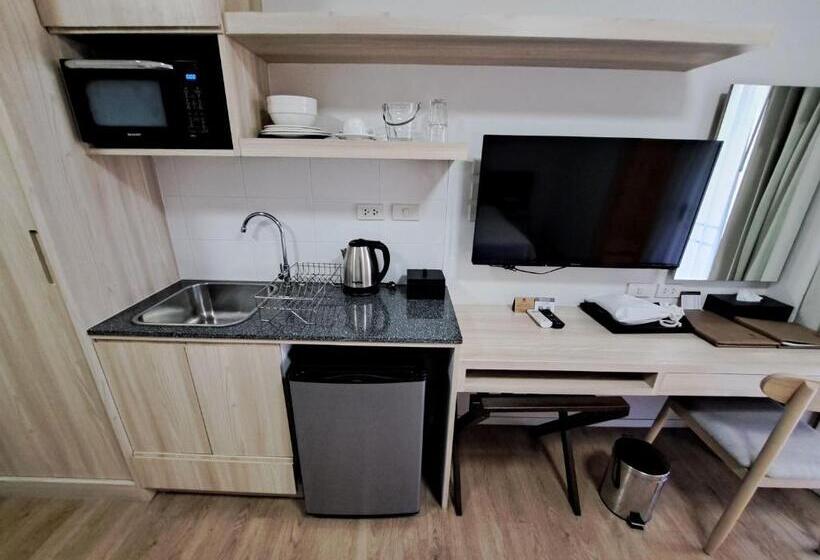 Kantary Hotel And Serviced Apartment, Amata, Bangpakong