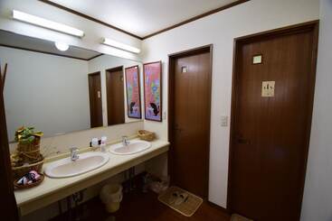 Miyukinomori Youth Hostel