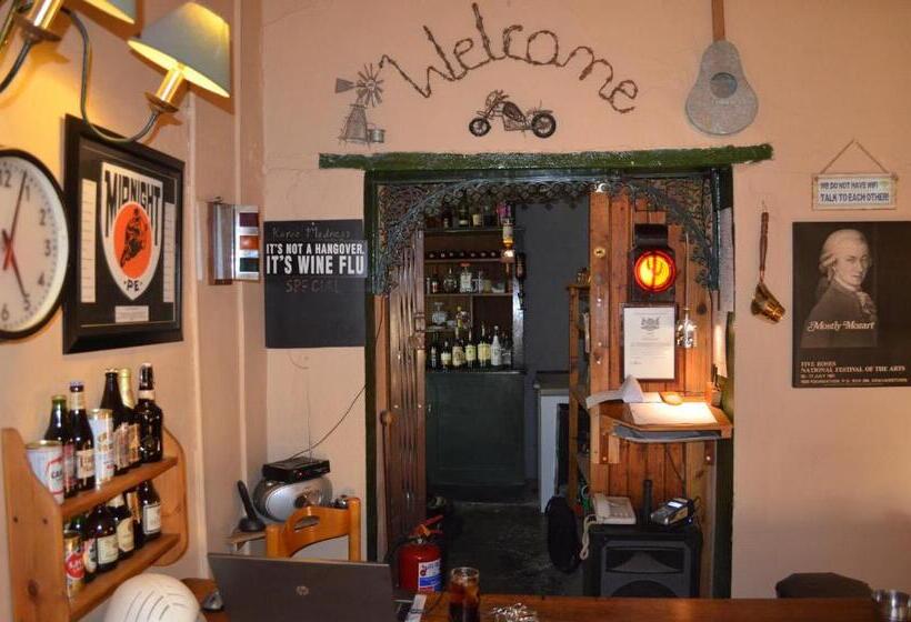 بنسيون 3 Darling Street Guest House