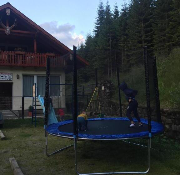 بنسيون Cabana Cerbul Oasa Transalpina