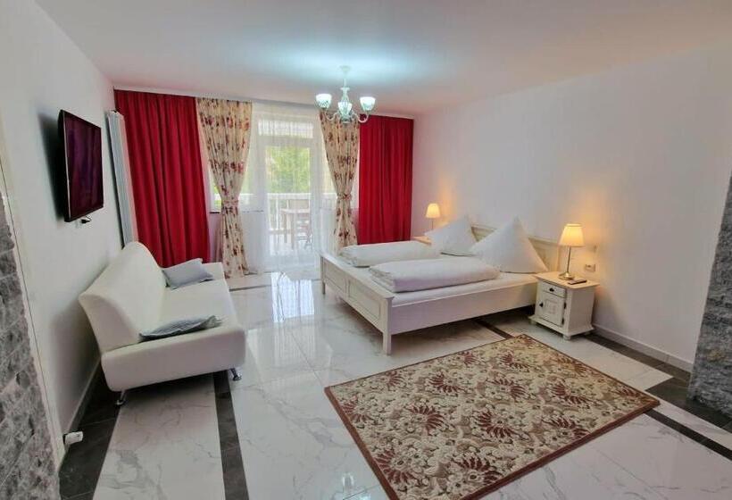 پانسیون Casa Avram