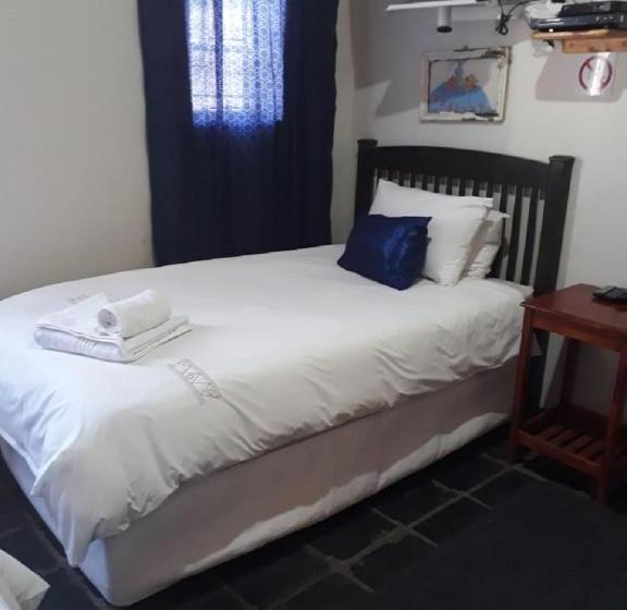 פנסיון The Don Guesthouse