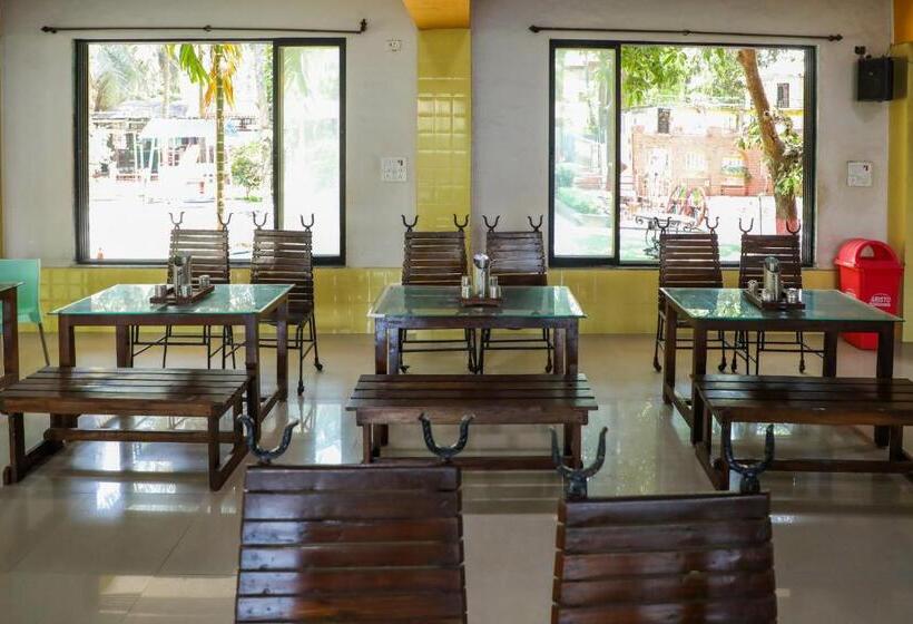 リゾートホテル Jogalekar Cottage Alibaug
