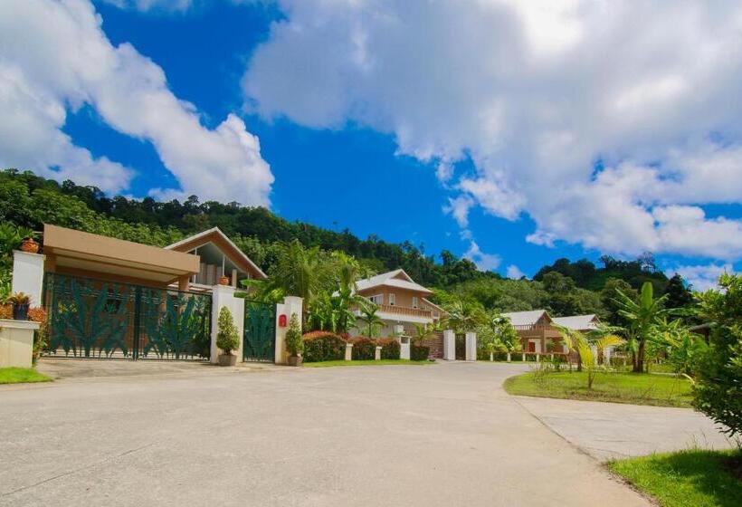 Курорт Thelifeco Wellbeing Phuket Detox Center And Vegan Hotel   Sha Plus
