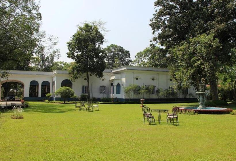 منتجع Thengal Manor