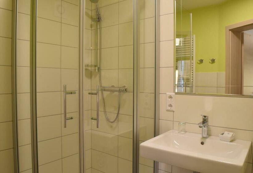 ユースホステル Gasthof Dörsbachhöhe