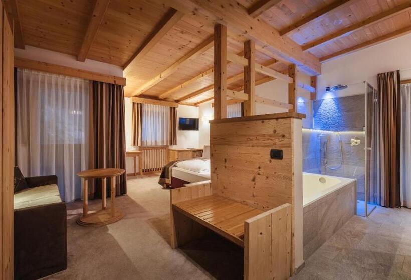 ホテル Albergo Posta Pederoa