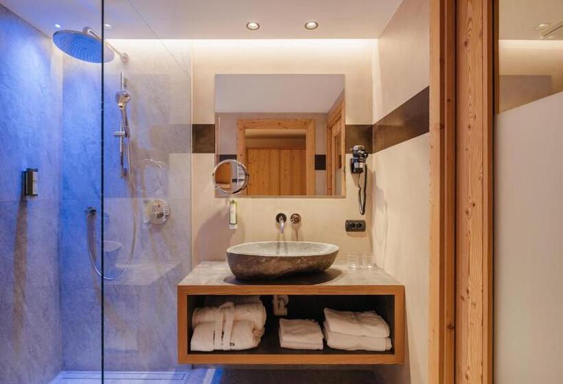 ホテル Albergo Posta Pederoa