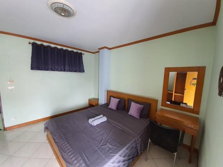 هتل Chonnatee Residence