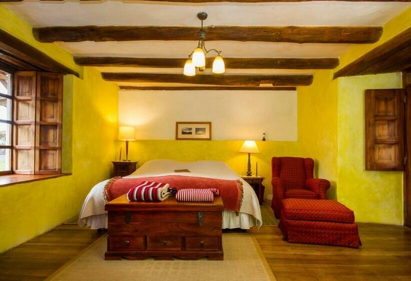 호텔 Hacienda San Agustin De Callo