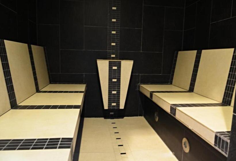 בית מלון כפרי Panství Dlouhá Lhota