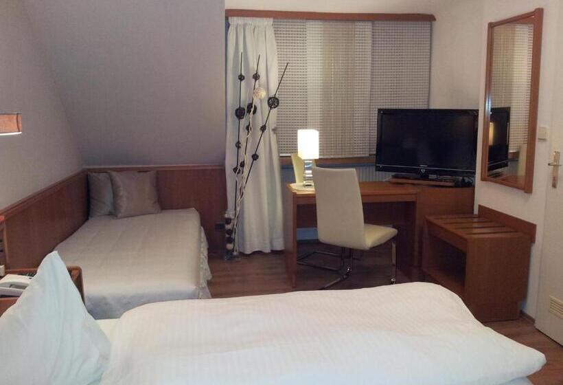 בית מלון כפרי Restaurant Fischerwirt