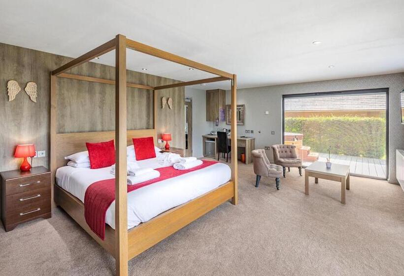 فندق The Kilnwick Percy Resort And Golf Club