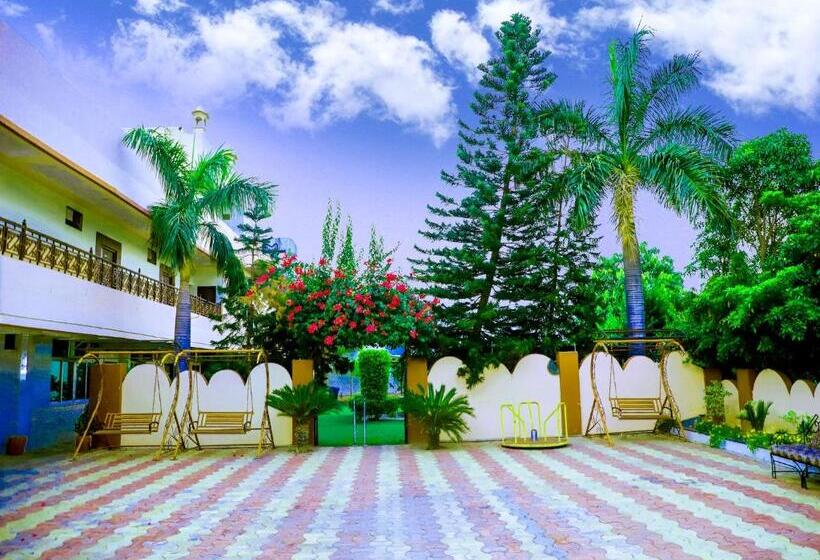 فندق The Royal Paradise Resort And Salt Yard