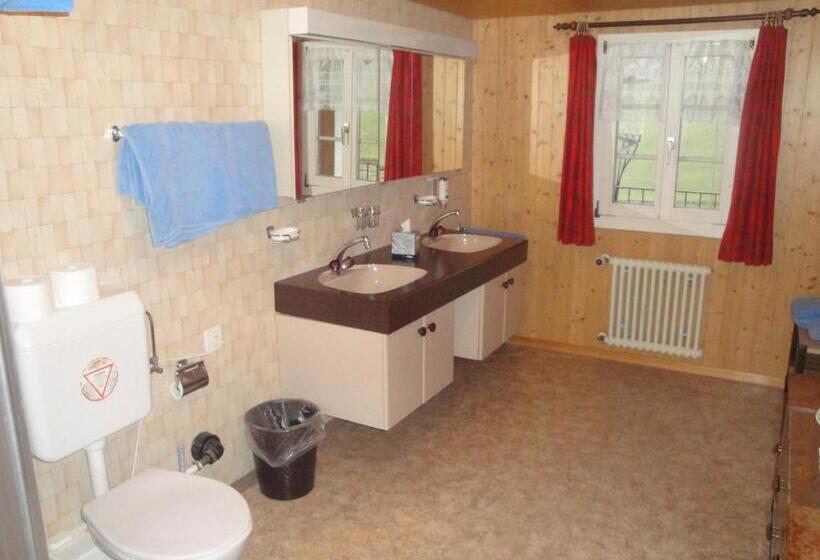 בית מלון כפרי Urirotstock