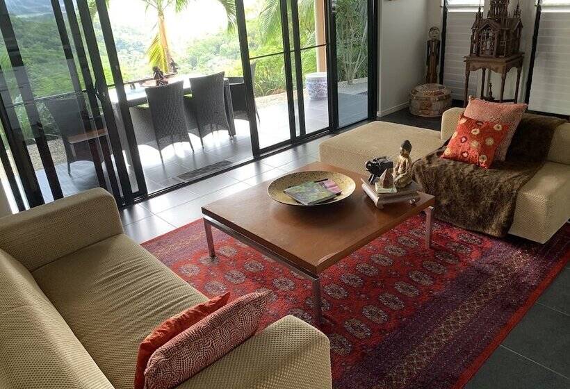 Mai Tai Resort