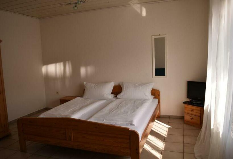 פנסיון Apartment Landhotel Zum Storchennest