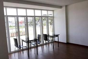 پانسیون Field Town Apartment