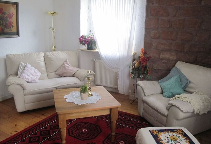 ペンション Gasthaus Zum Rothenberg