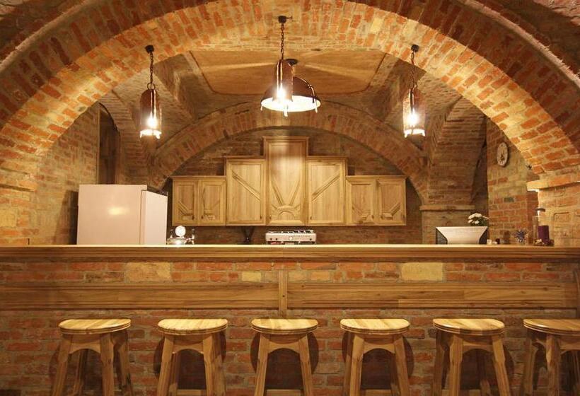 بنسيون Penzión Kállai A Vináreň