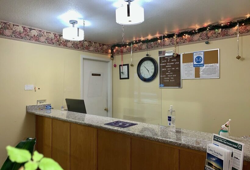 Suite 16 Motel