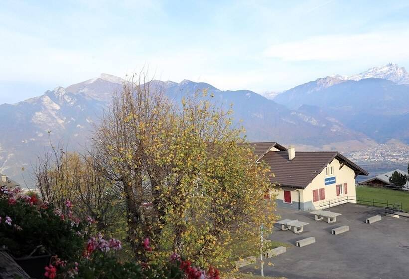 هاستل Hôtel De Torgon