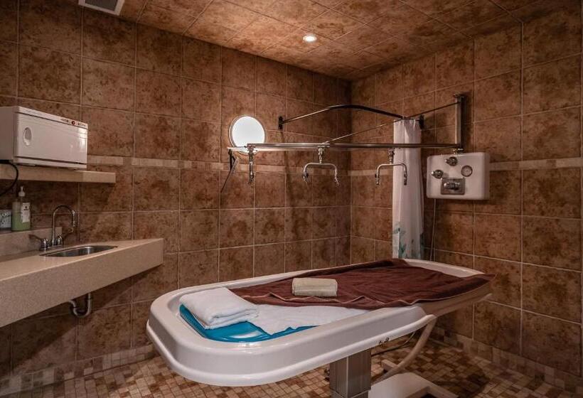 فندق صغير The Inn At Cobble Beach