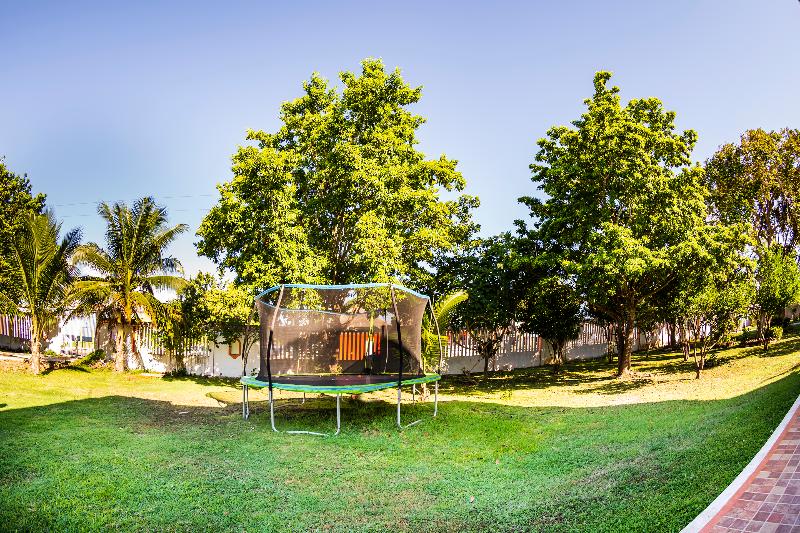 هتل Capital O Oxtankah,chetumal Bay