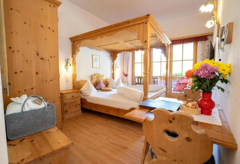 ホテル Crusch Alba Sta Maria