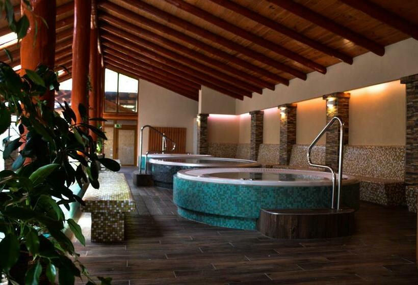 Kőkapu Vadászkastély és Hotel & Apartments