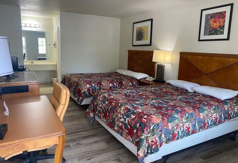 모텔 Cedar Creek Inn