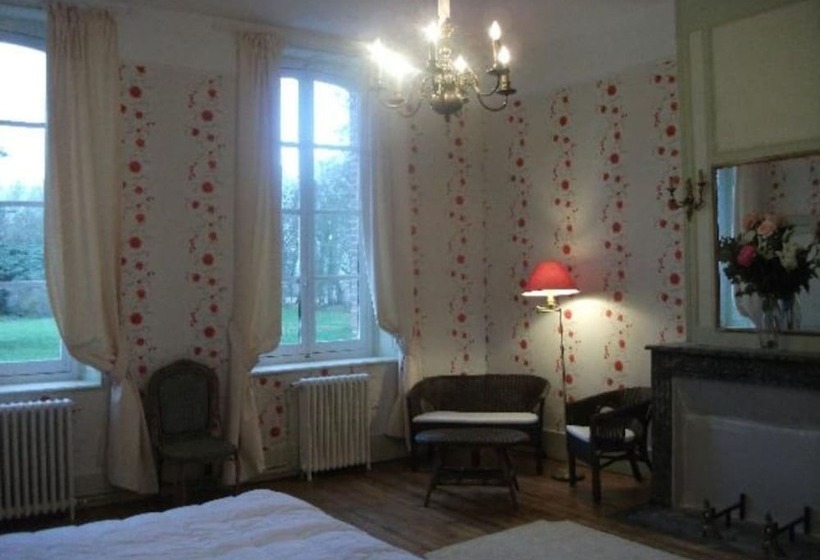 膳宿费 Château De Yaucourt Bussus